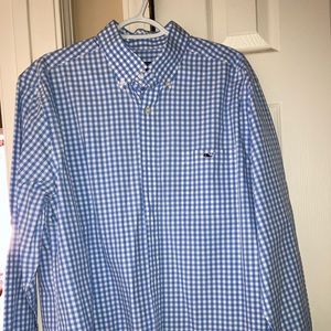 men’s Vineyard Vine dress shirt